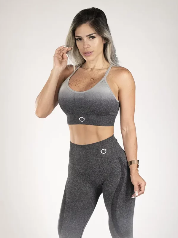 Gray-2-Tone Up